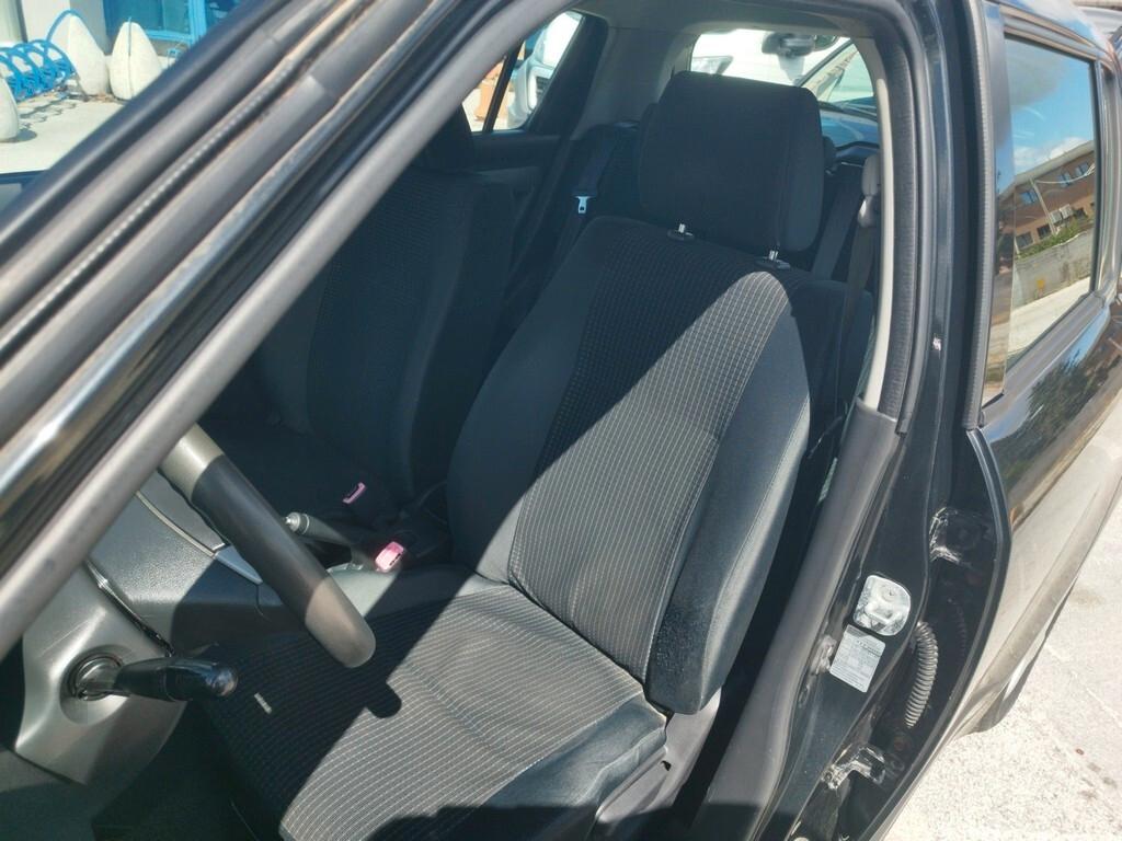 Suzuki Swift 1.3 DDiS 5p. GLX