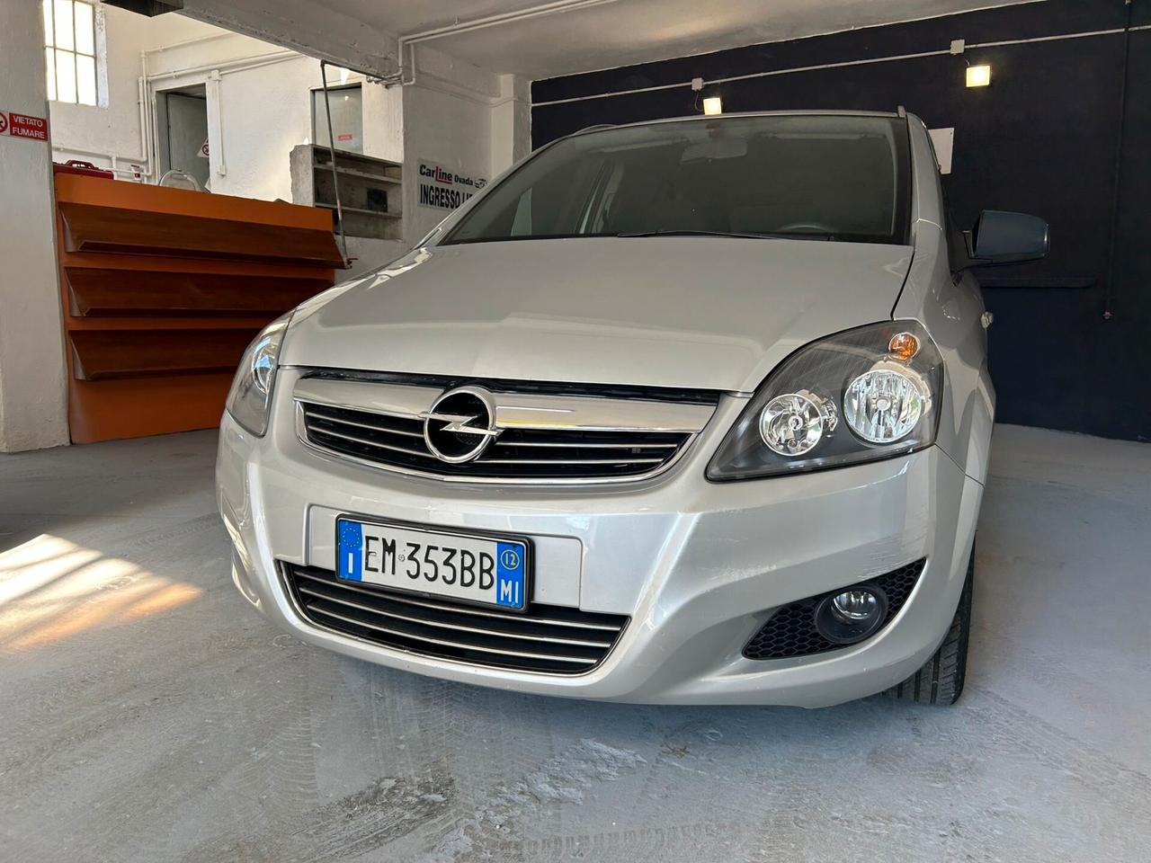Opel Zafira 1.8 16V VVT One