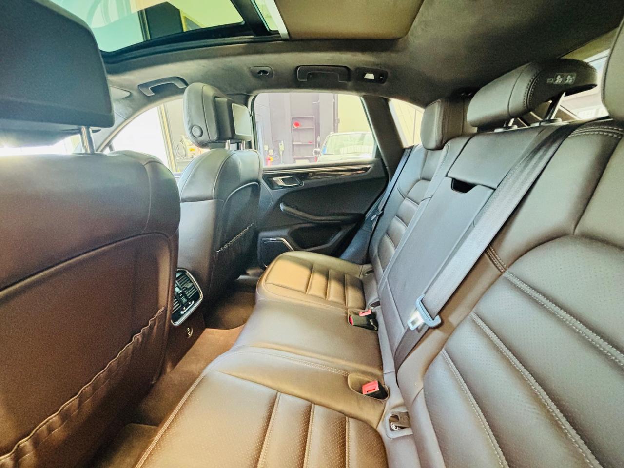 Porsche Macan 2.9 Turbo