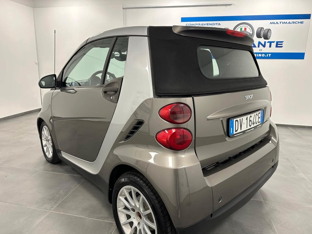 Smart ForTwo 1000 52 kW MHD cabrio pure - NeoPatentati