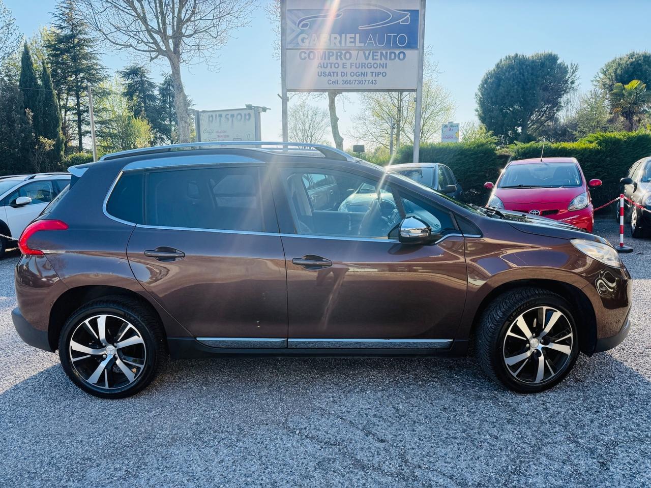 Peugeot 2008 1.6 e-HDi 115 CV Stop&Start Allure