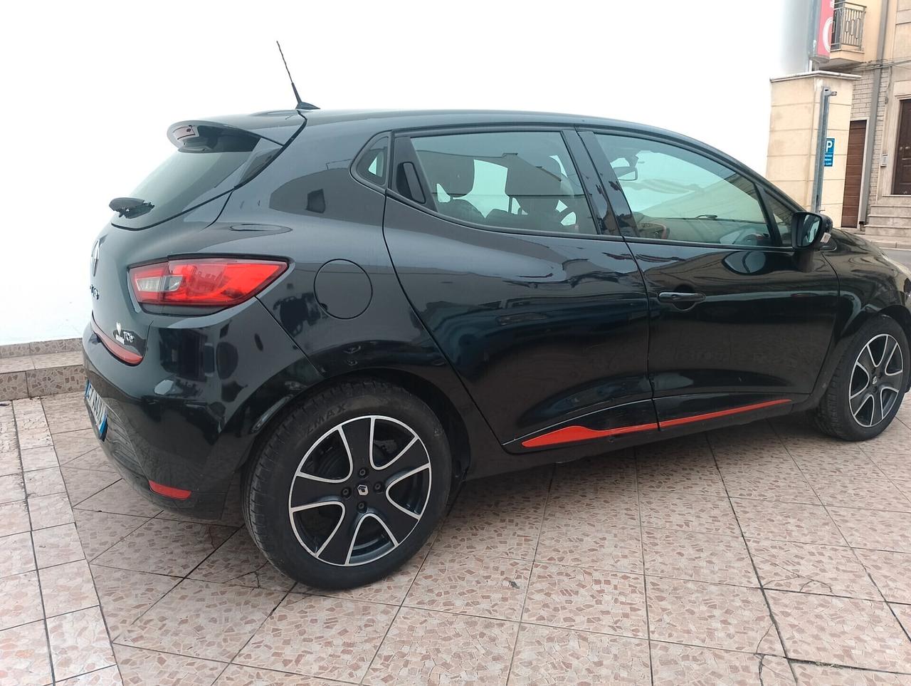 Renault Clio 0.9 TCe 12V 90CV Start&Stop 5 porte Energy