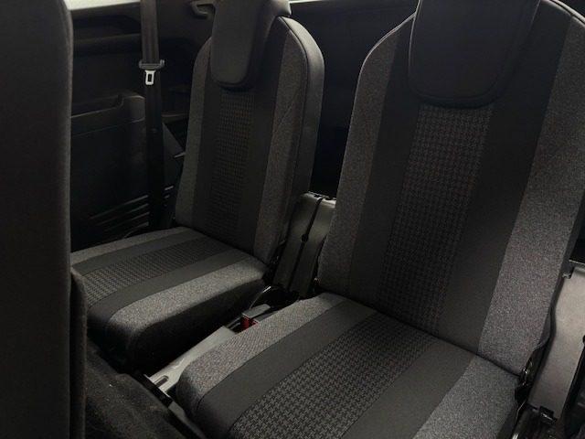 PEUGEOT 5008 BlueHDi 150 S&S Business 7POSTI!!!