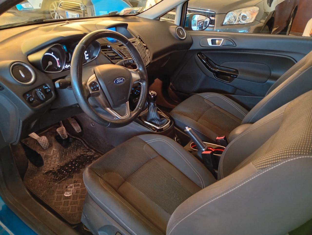 Ford Fiesta 1.5 TDCi 75CV