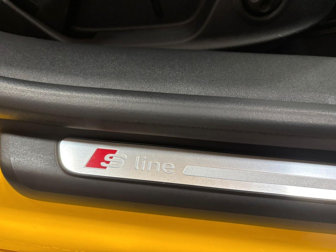 Audi TT Roadster 2.0 TDI ultra S line