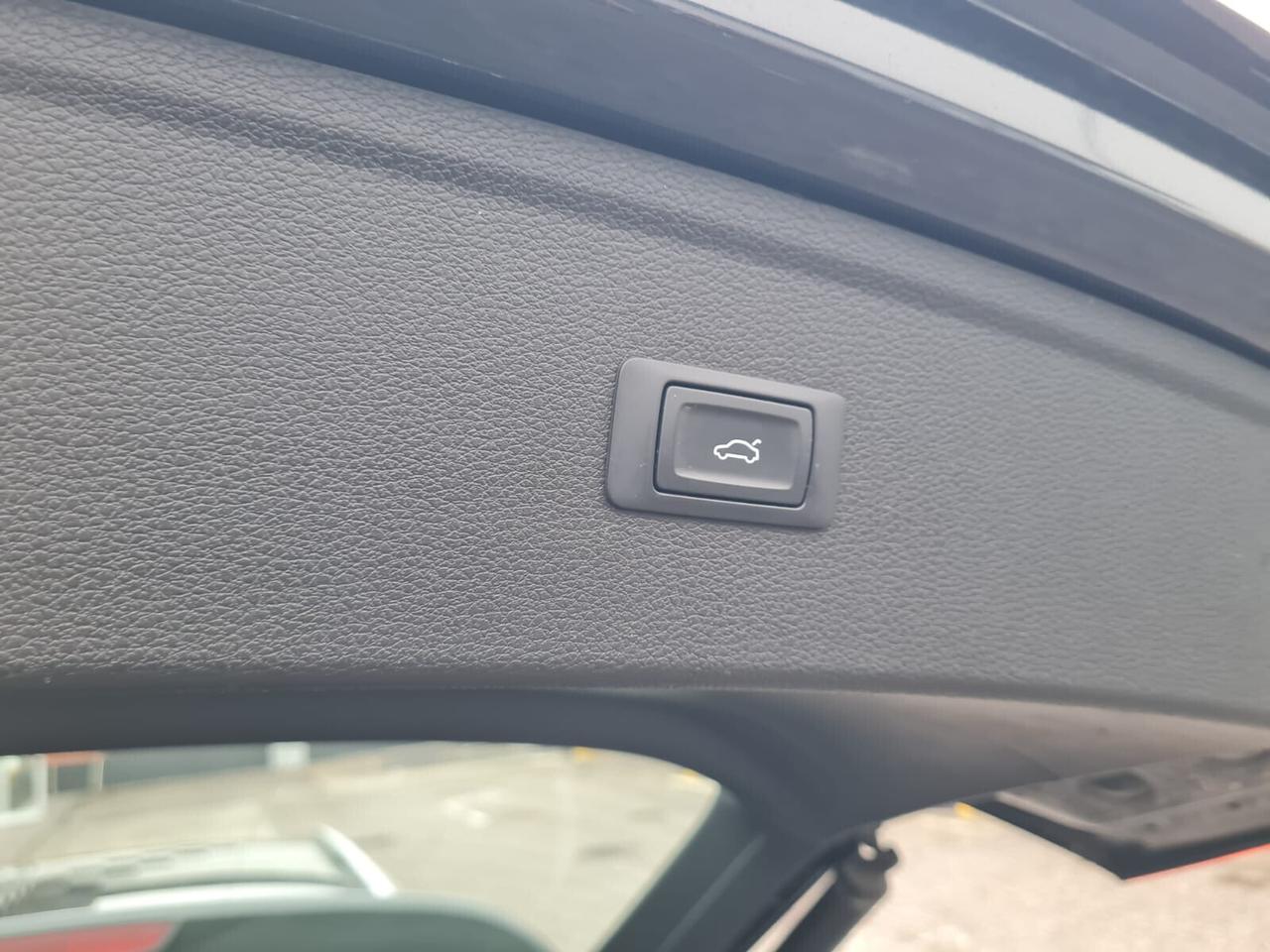 Audi Q5 2.0 TDI quattro S tronic Business