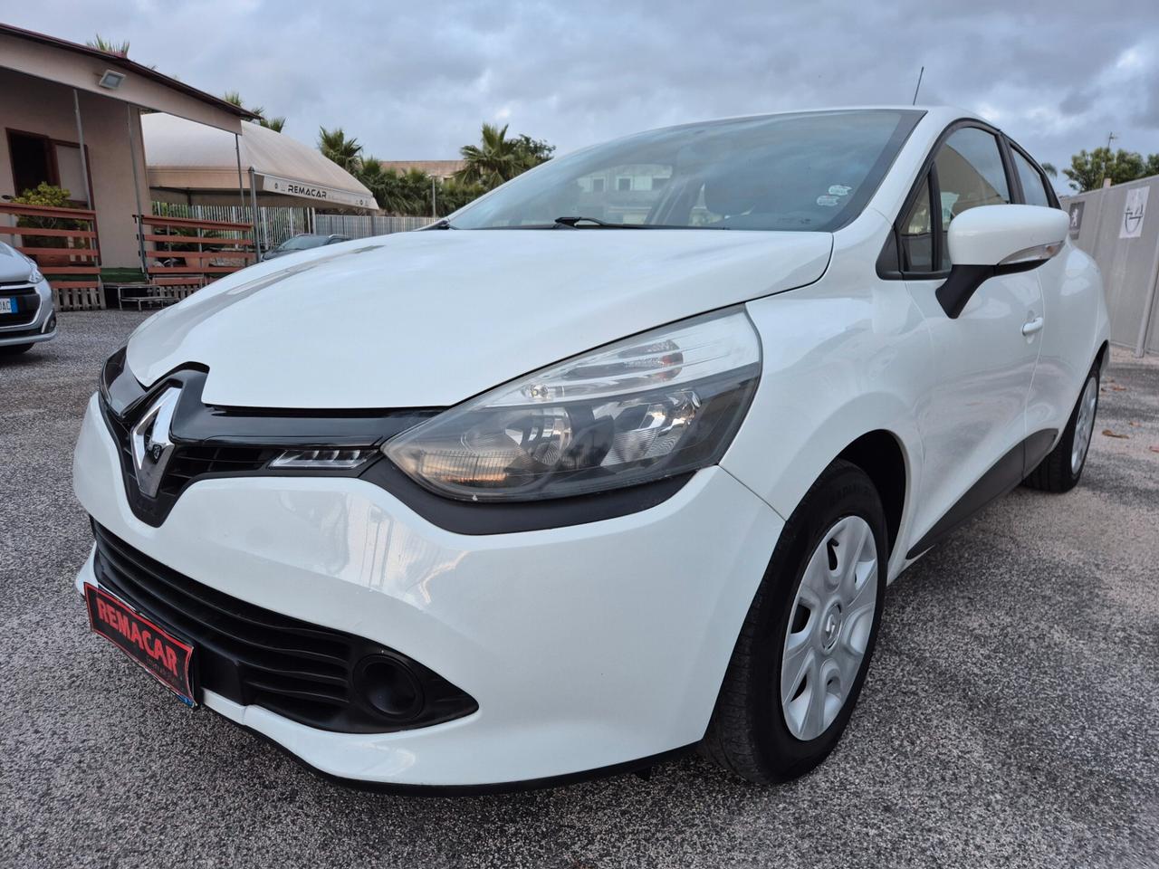 Renault CLIO 1.2 75CV GPL 5 porte RESTAYLING 2015