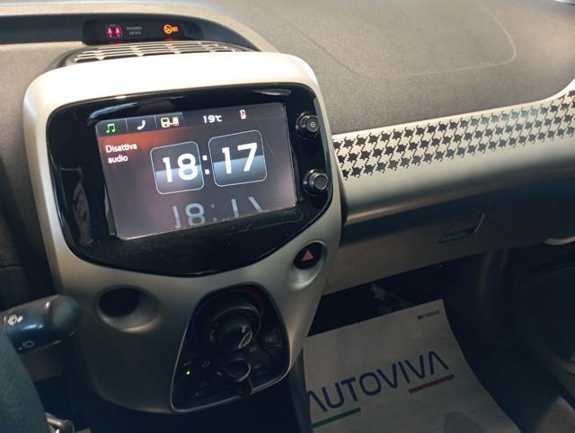 PEUGEOT 108 PureTech 82 5 porte Active