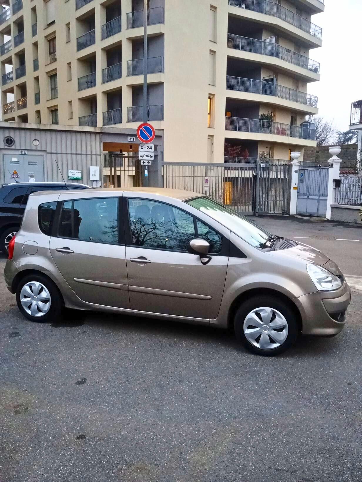 Renault Modus Grand 1.2 16V GPL Dynamique