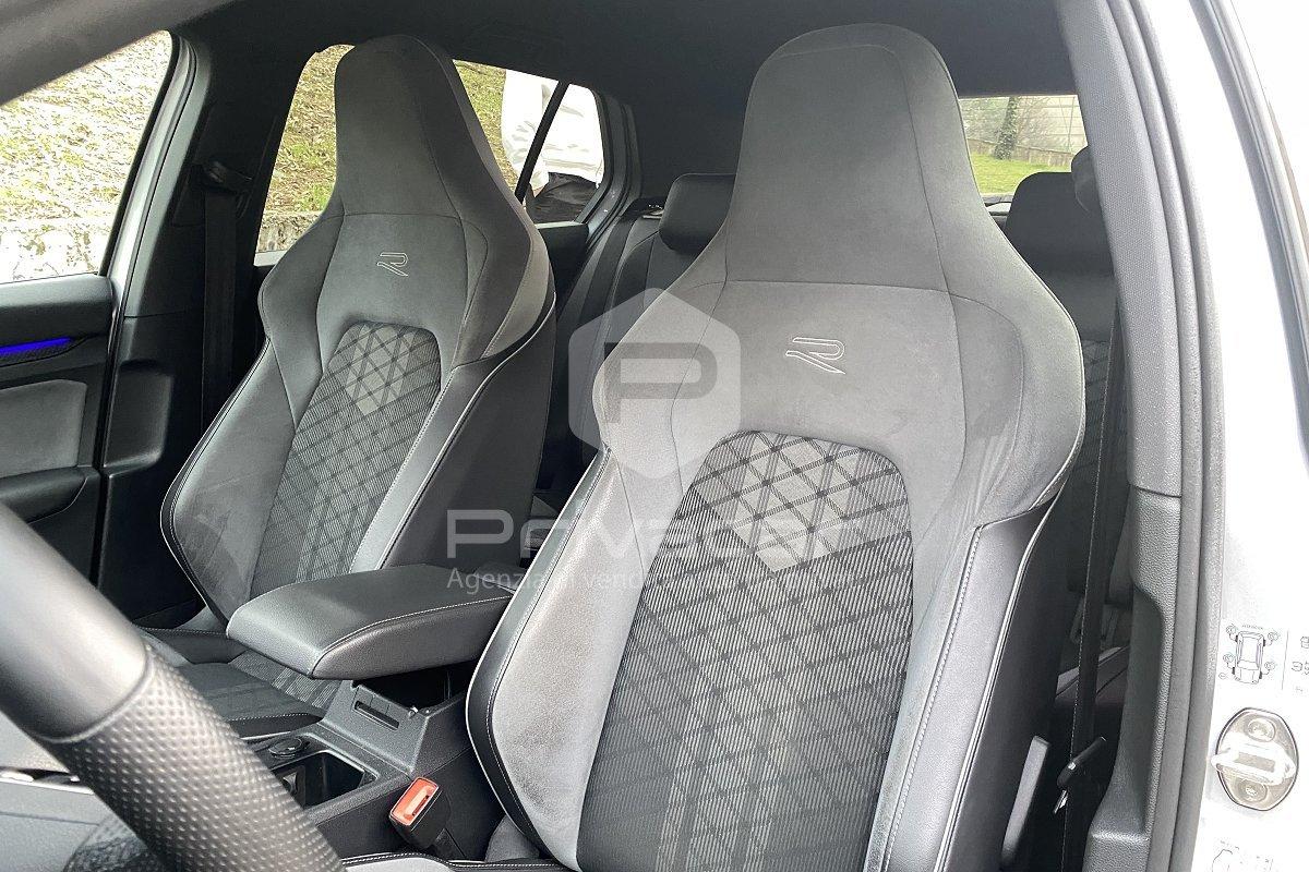 VOLKSWAGEN Golf 1.5 TSI EVO ACT R-Line