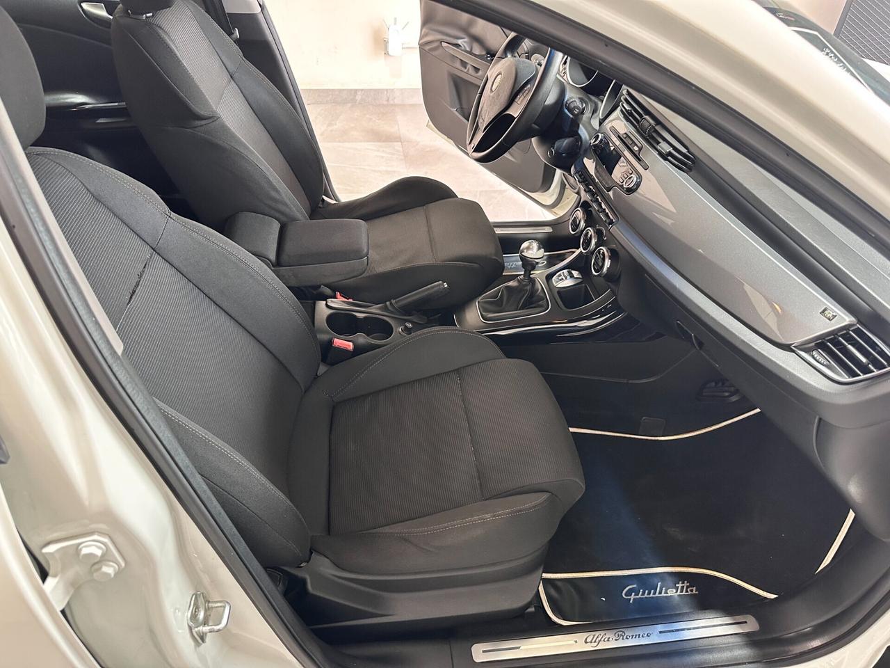 Alfa Romeo Giulietta 1.6 JTDm-2 105 CV Distinctive