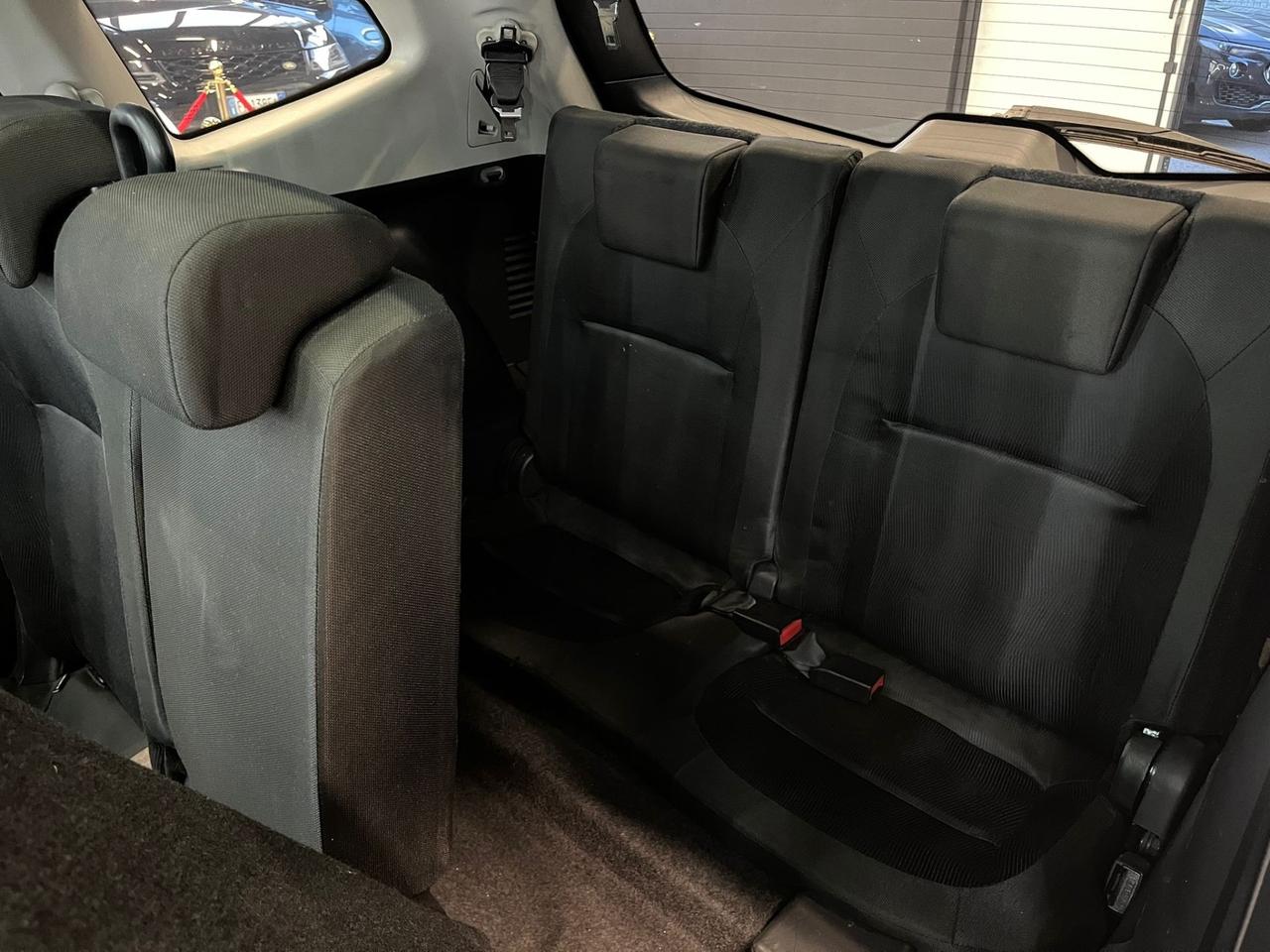Nissan Qashqai 2.0 dCi DPF Tekna 7 POSTI TETTO