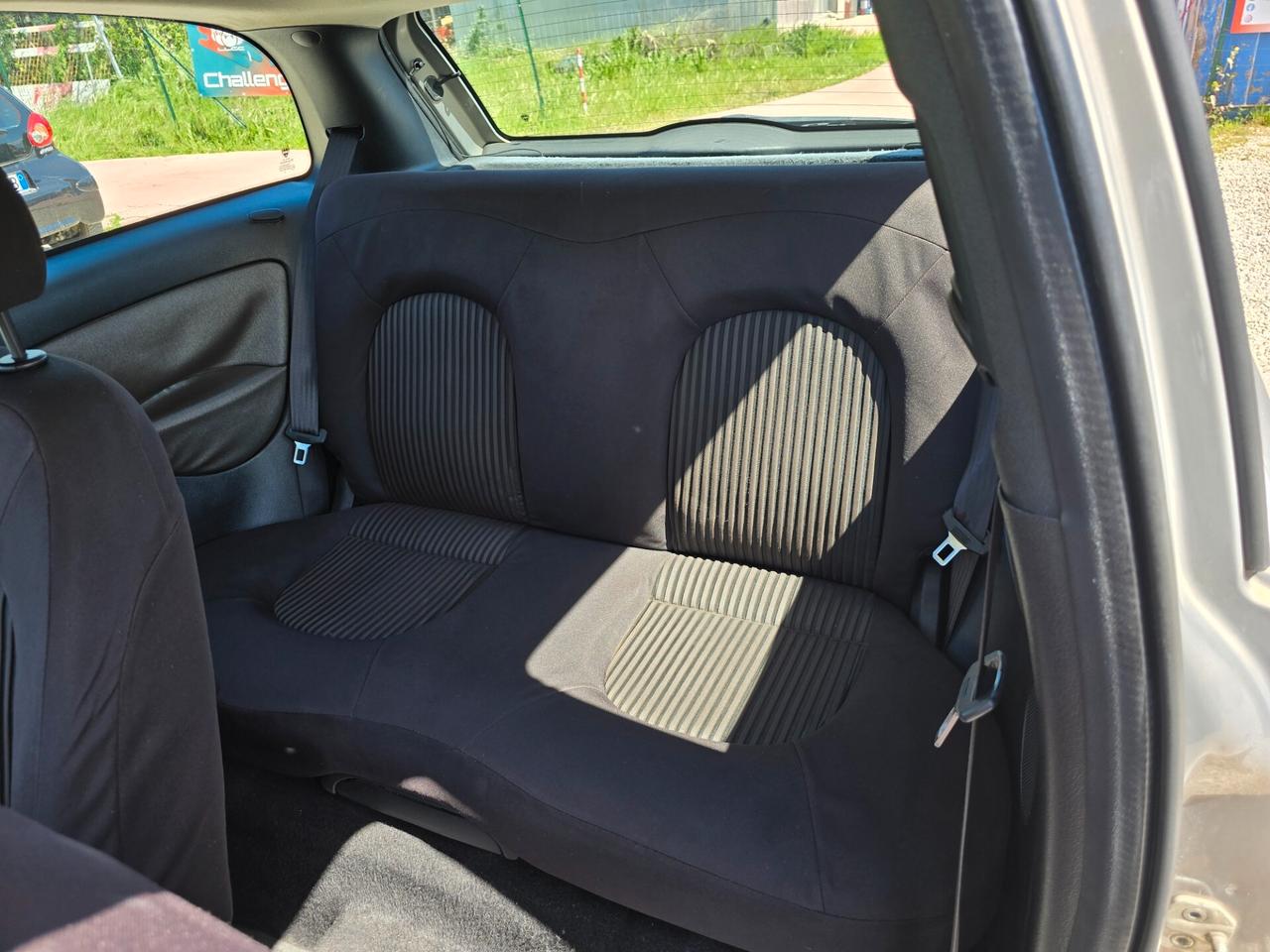 Lancia Ypsilon 1.4 Oro Ecochic GPL
