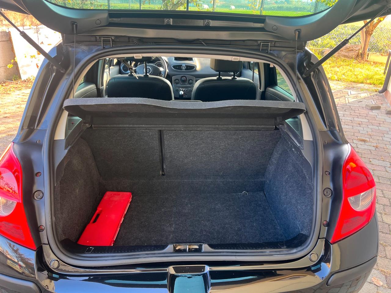 Renault Clio 1.2 16V 5 porte Le Iene