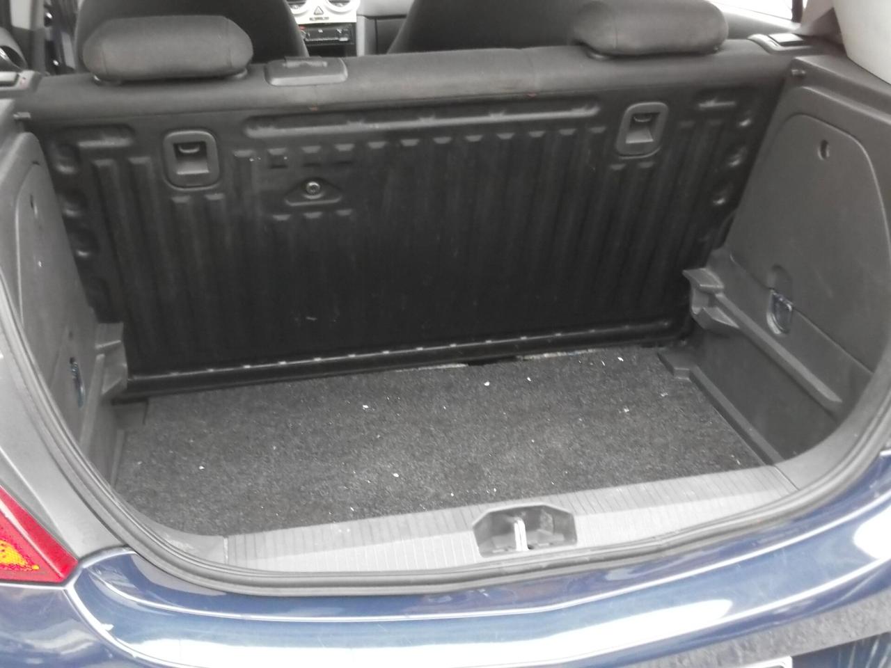Opel Corsa 1.0 12V 5 porte Club - 05