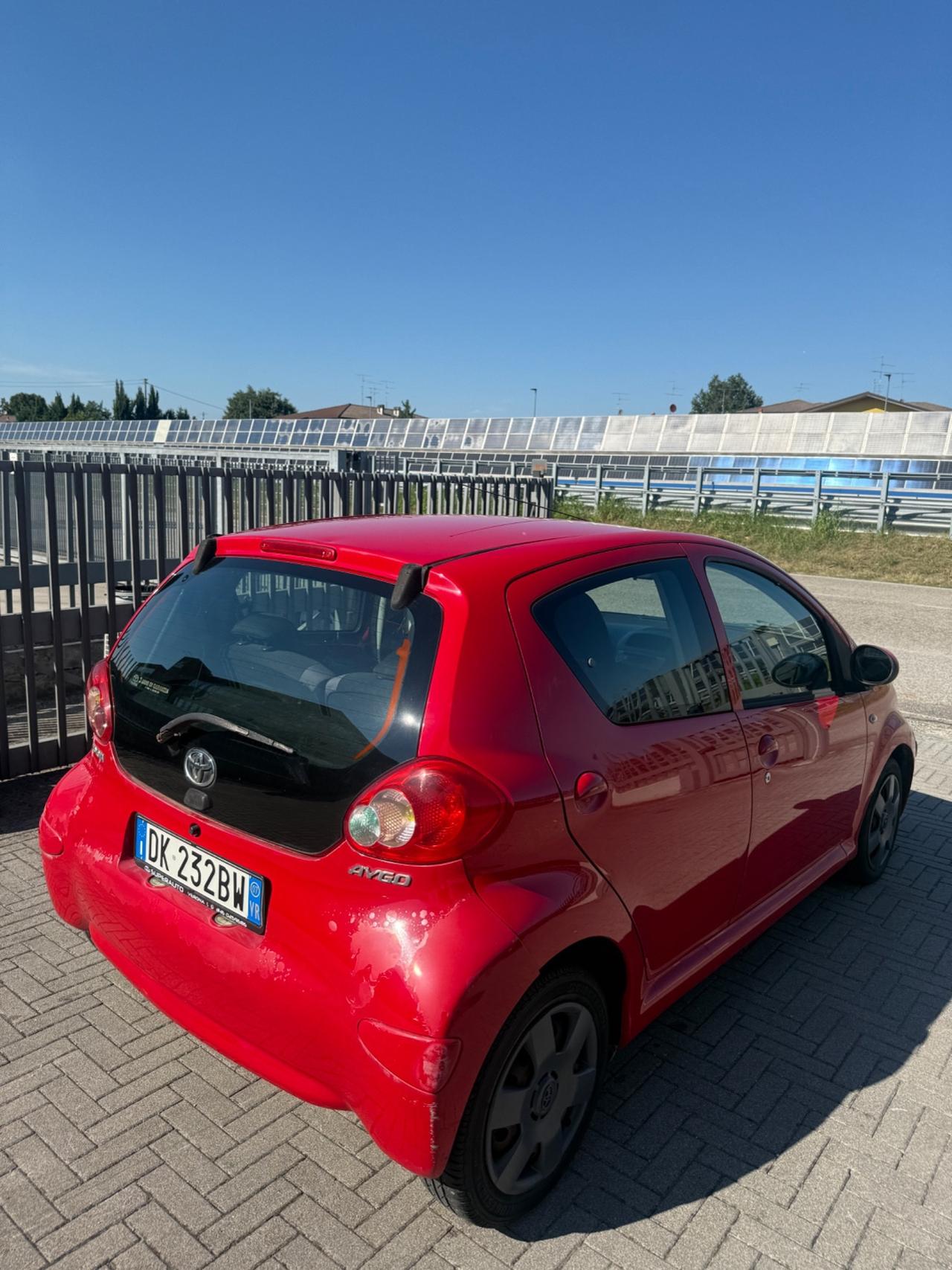 Toyota Aygo 1.0 12V VVT-i 5 porte Sol