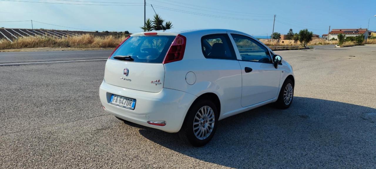 Fiat Punto 1.3 MJT II 75 CV 3 porte Street