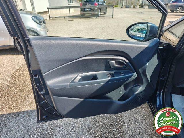 KIA Rio 1.1 CRDi 5p. Cool