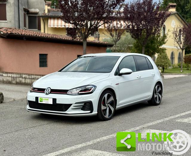 VOLKSWAGEN Golf GTI PERFORMANCE