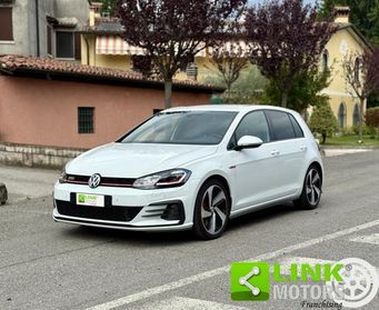 VOLKSWAGEN Golf GTI PERFORMANCE