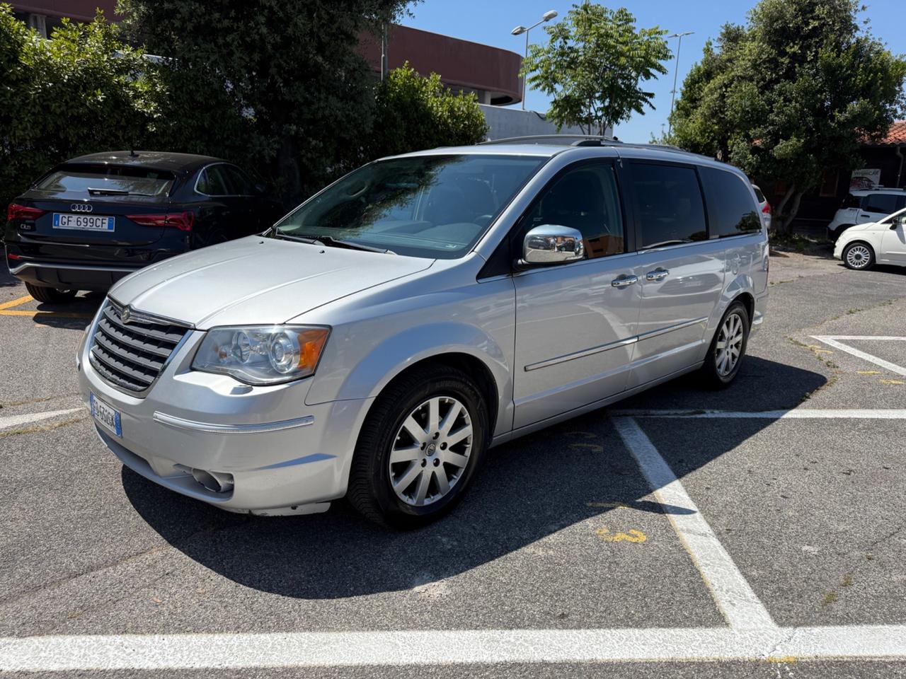 Chrysler Voyager Grand Voyager 2.8 CRD DPF LX