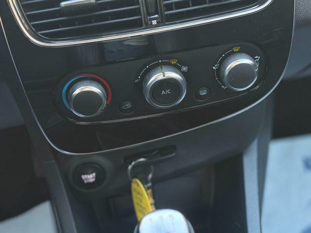 RENAULT Clio 1.5dCi 75CV Moschino Life