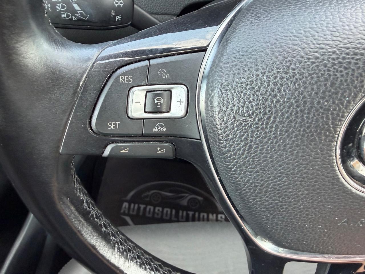 Volkswagen Golf 7 1.6 TDI DSG 5p. Highline BlueMotion okneopatentati