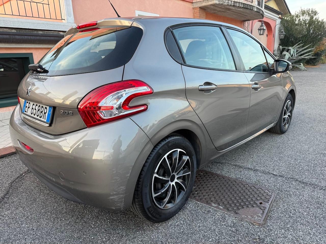 Peugeot 208 1.2 VTi 82 CV 5 porte Active
