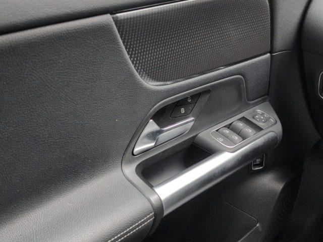 MERCEDES-BENZ GLA 200 d Automatic Sport Advanced Plus