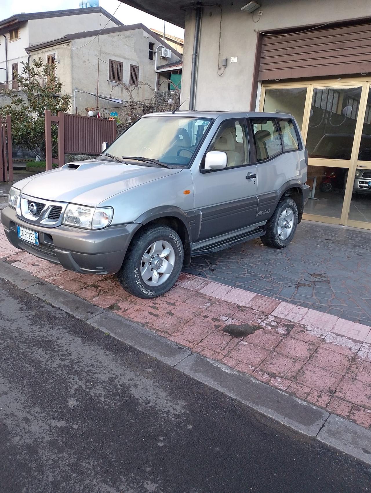 Nissan Terrano II Super 3.0 DiT 3 porte Hard Top