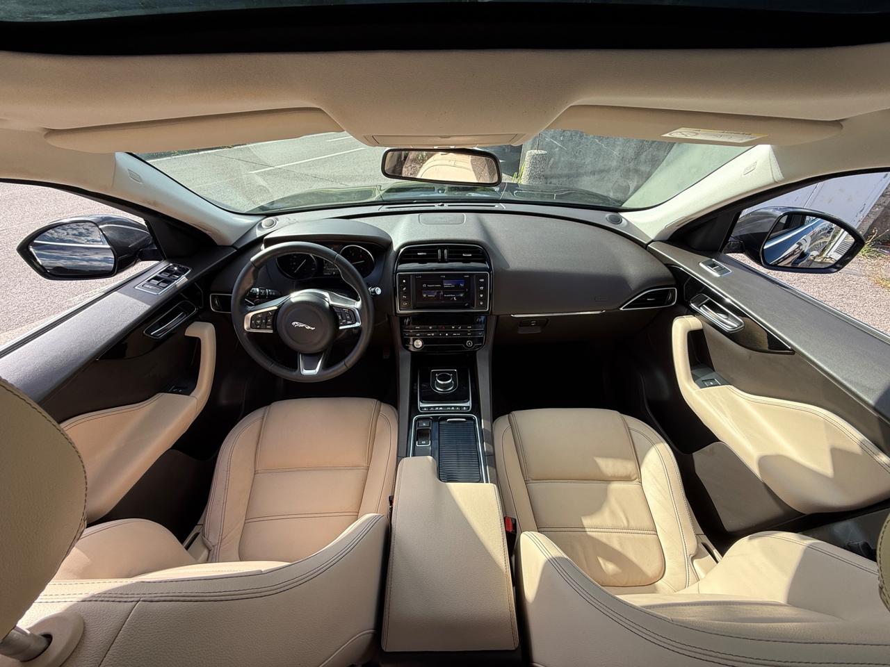 JAGUAR F-Pace 2.0 D 180 CV AWD aut. Portfolio 2018