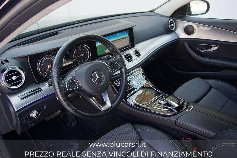 Mercedes-Benz Classe E E220d 4Matic Auto Sport