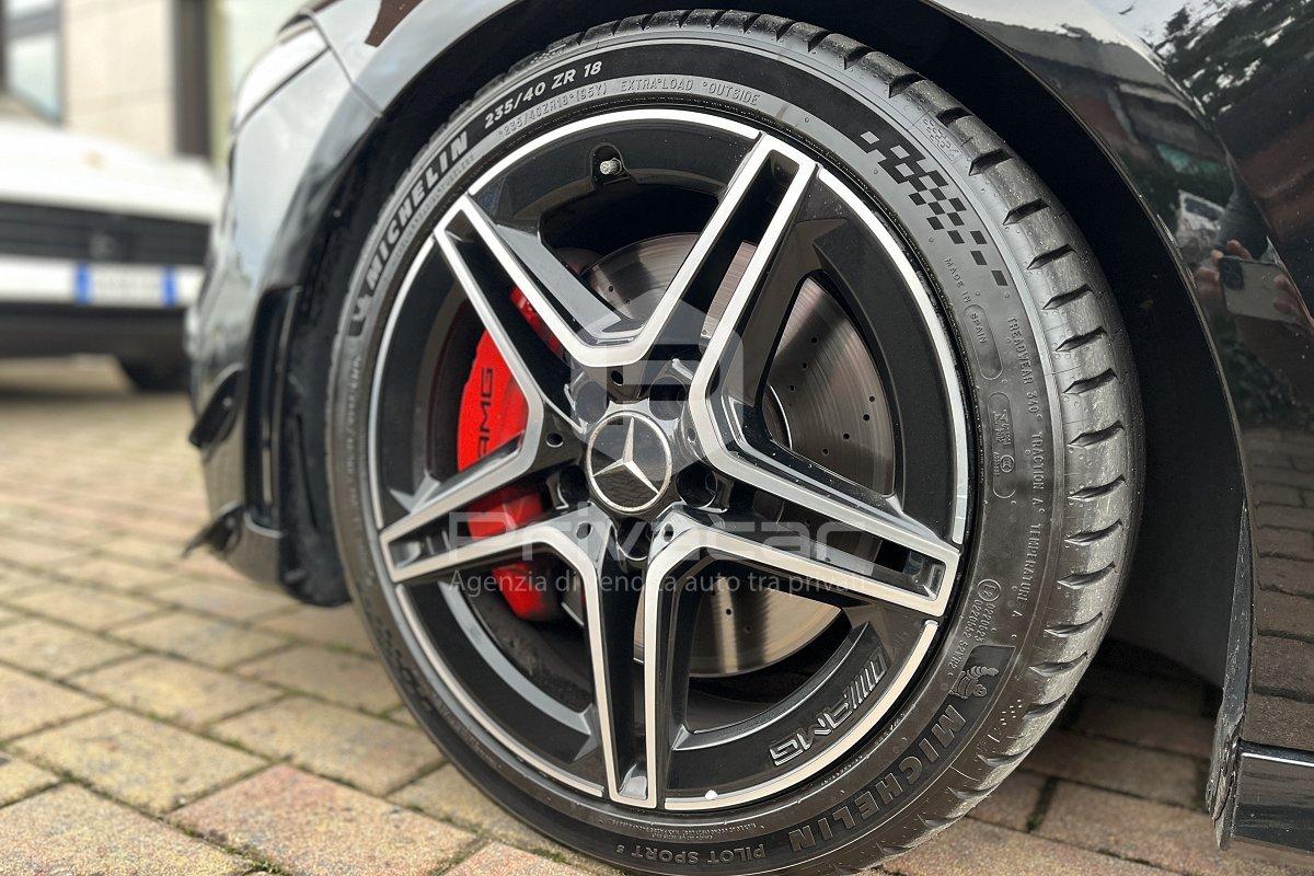 MERCEDES A 35 AMG 4Matic