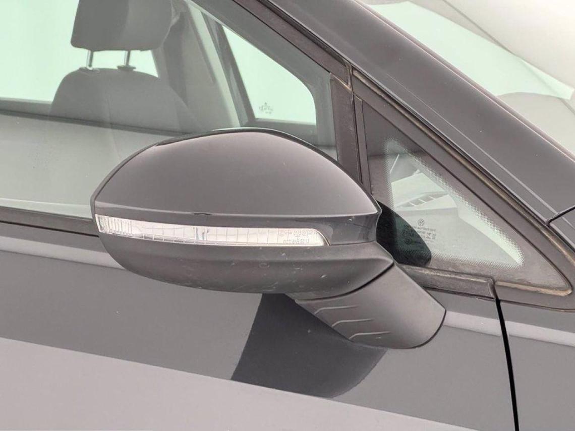 VOLKSWAGEN Golf 1 0 tsi evo life 110cv