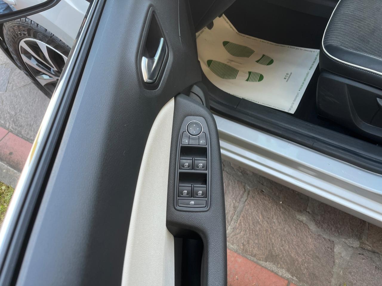 Renault Clio TCe 100 CV GPL 5 porte Techno