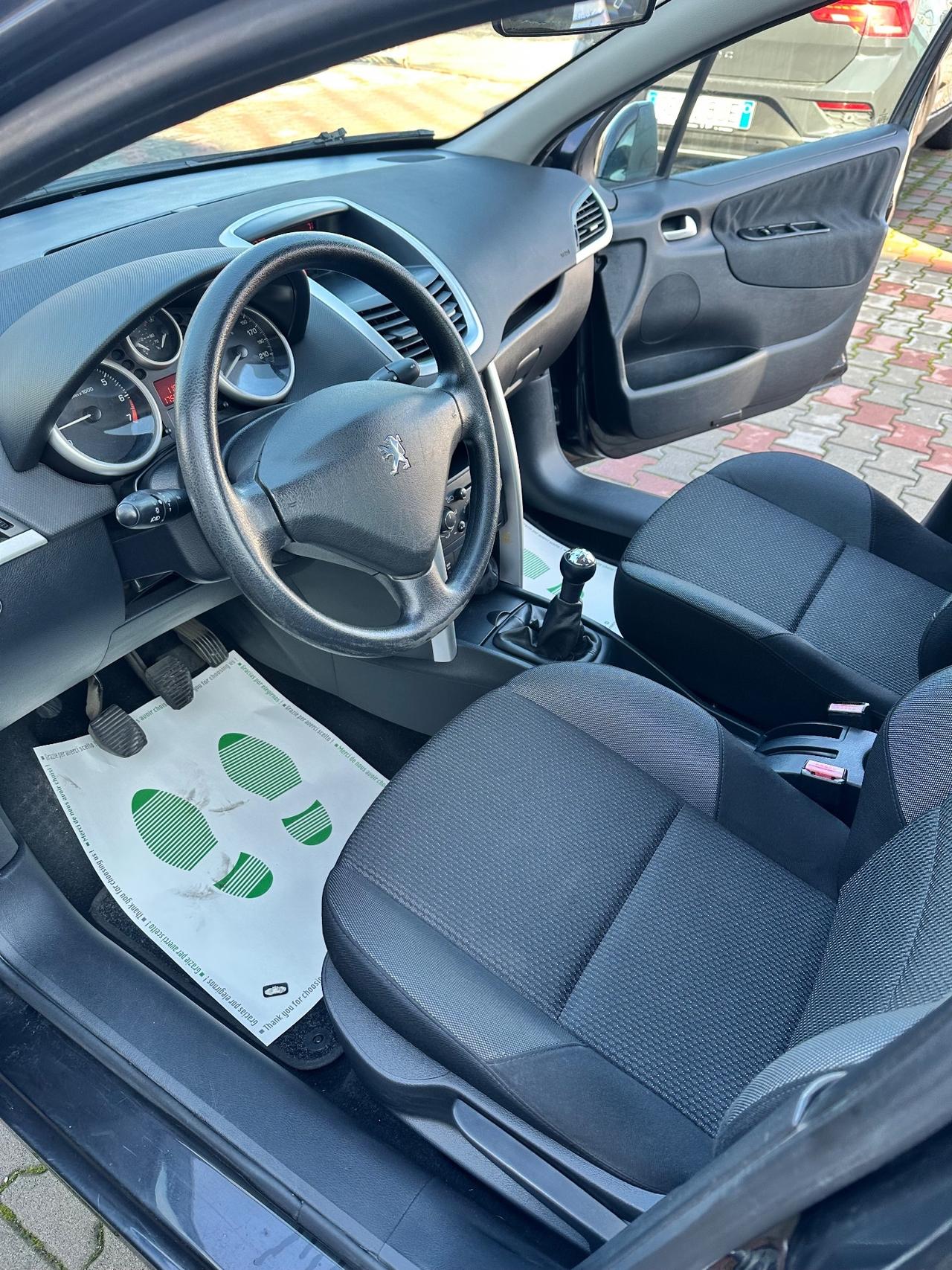 Peugeot 207 1.4 8V 75CV 5p. Energie ECO GPL