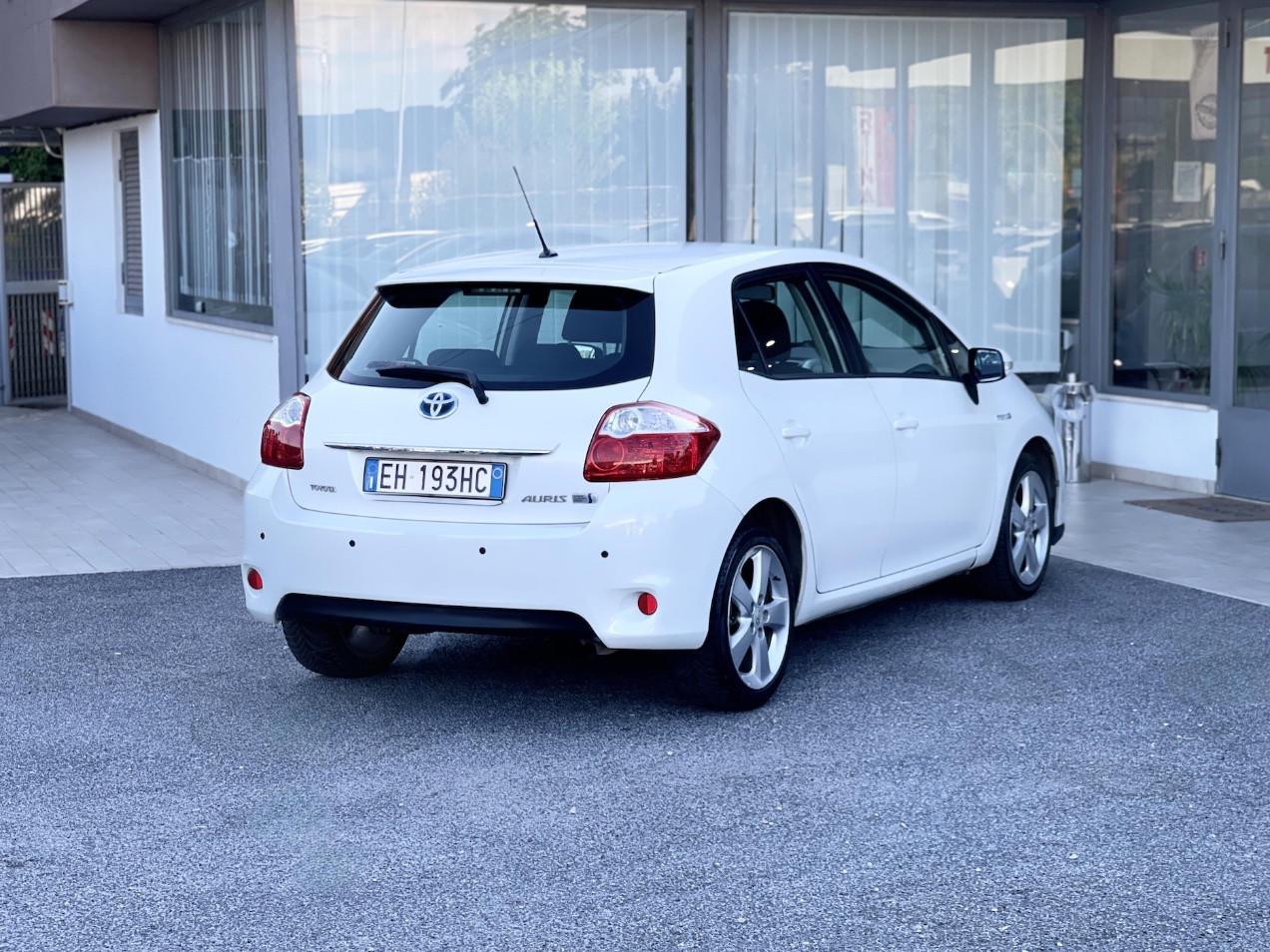 Toyota Auris 5 Porte 1.8 Hybrid 99CV E5 Neo - 2012
