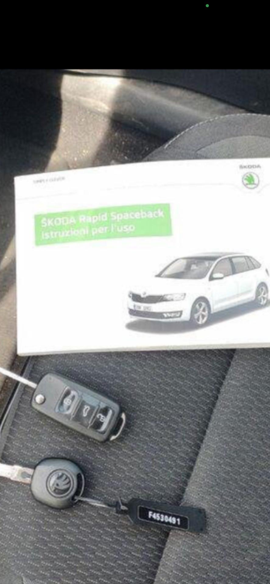 Skoda Rapid 1.6 TDI CR 90 CV DSG Ambition