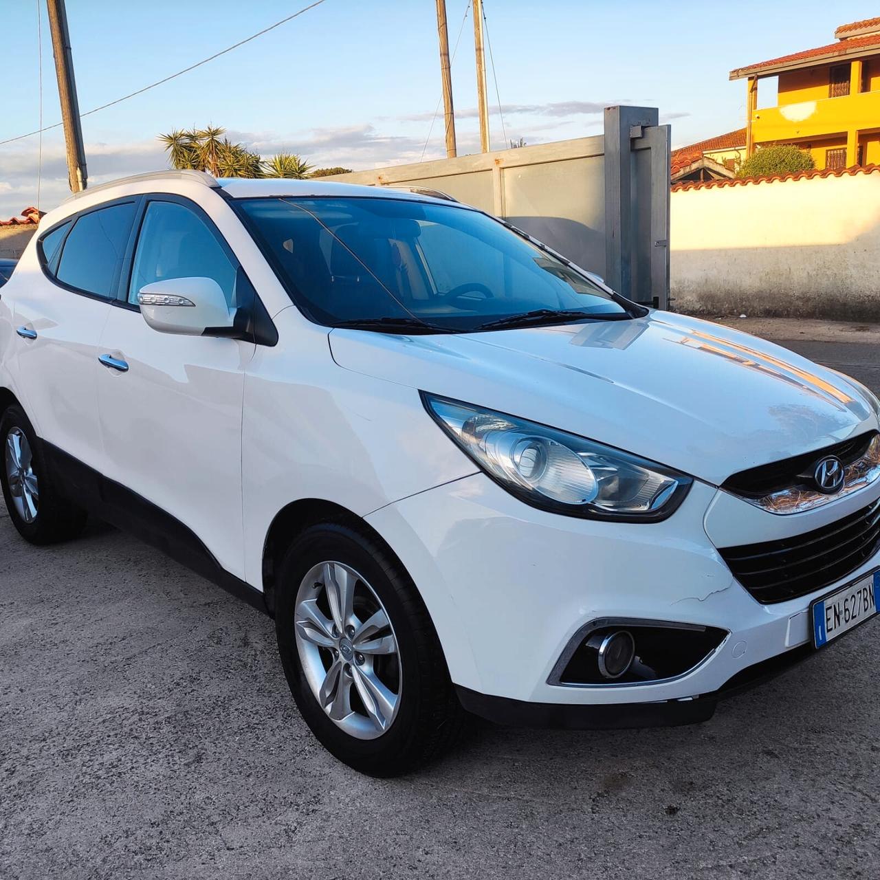 Hyundai iX35 1.7 DIESEL SEDILI IN PELLE