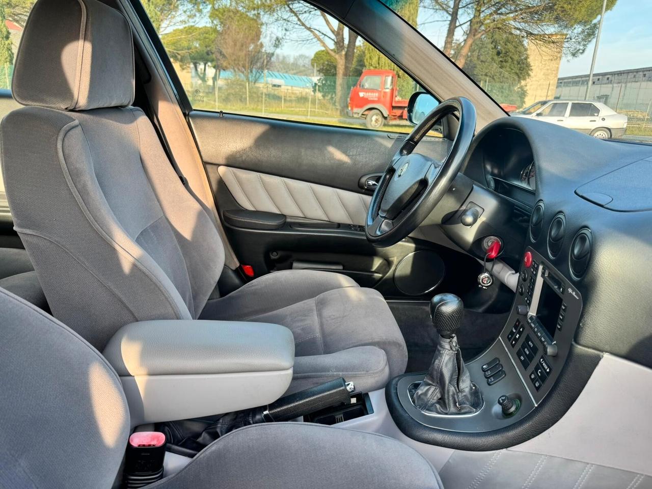 Alfa Romeo 166 2.0 V6 TURBO Super – Condizioni da collezione