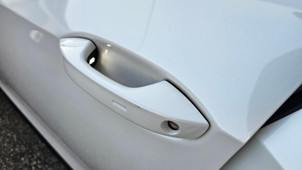 Volkswagen Golf GTI 2.0 245CV TSI DSG IQ LIGHT 19' LED PERLA