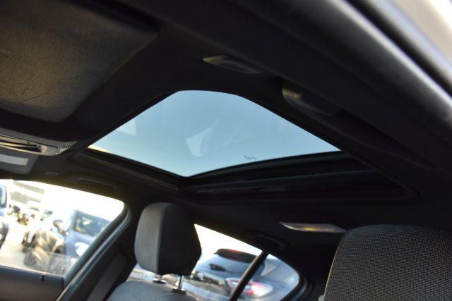 BMW 116 d 5p. Urban *TETTO, SEDILI RISCALDATI*