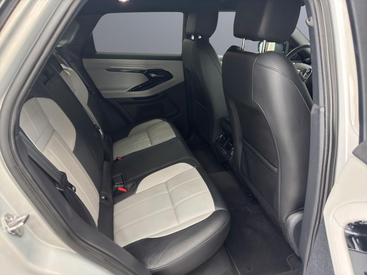 Land Rover Range Evoque 2.0D I4-L.Flw 150 CV AWD Auto SE