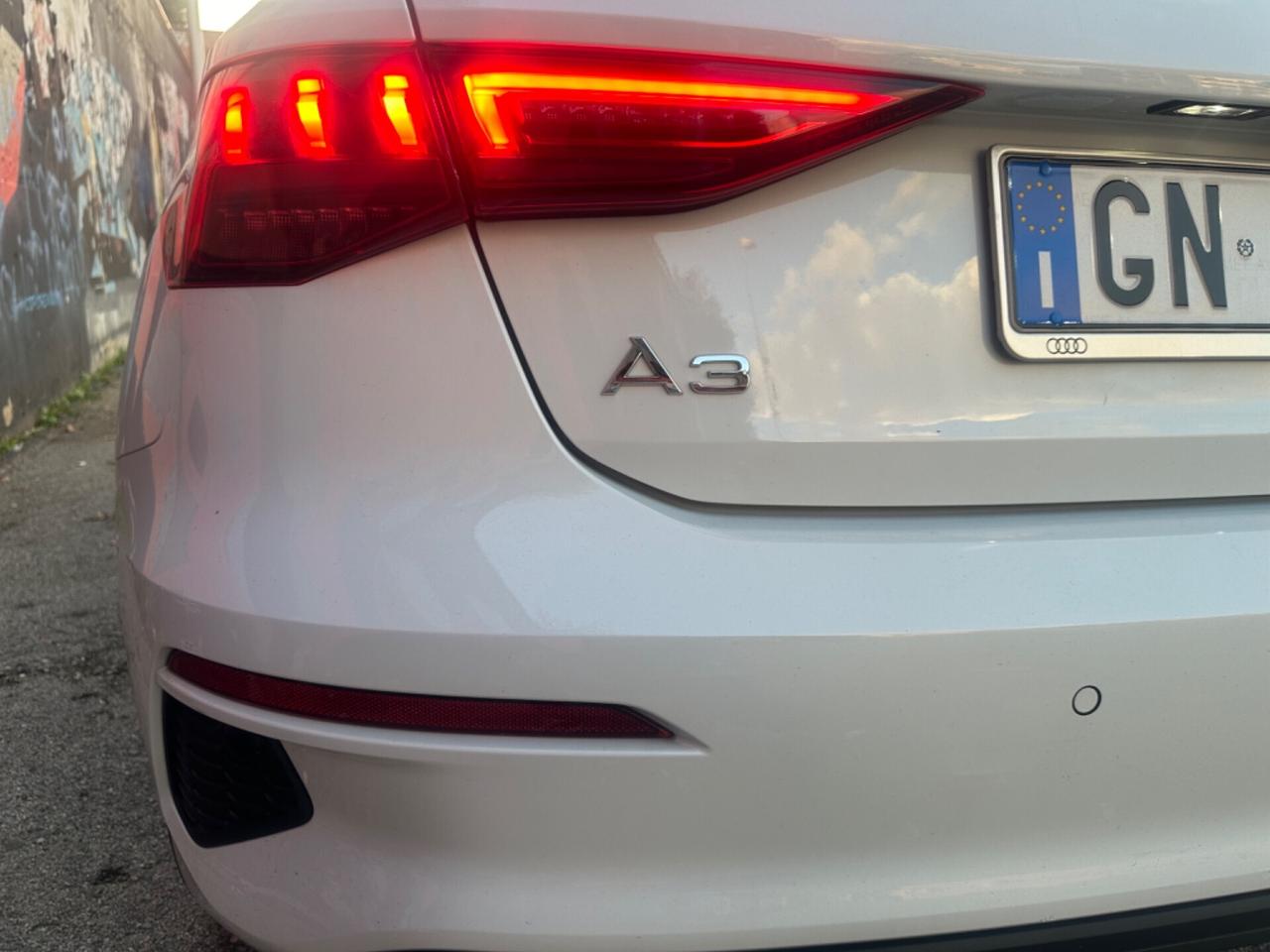 Audi A3 SPB 30 TDI/LED/COCKPIT/KEYLESS