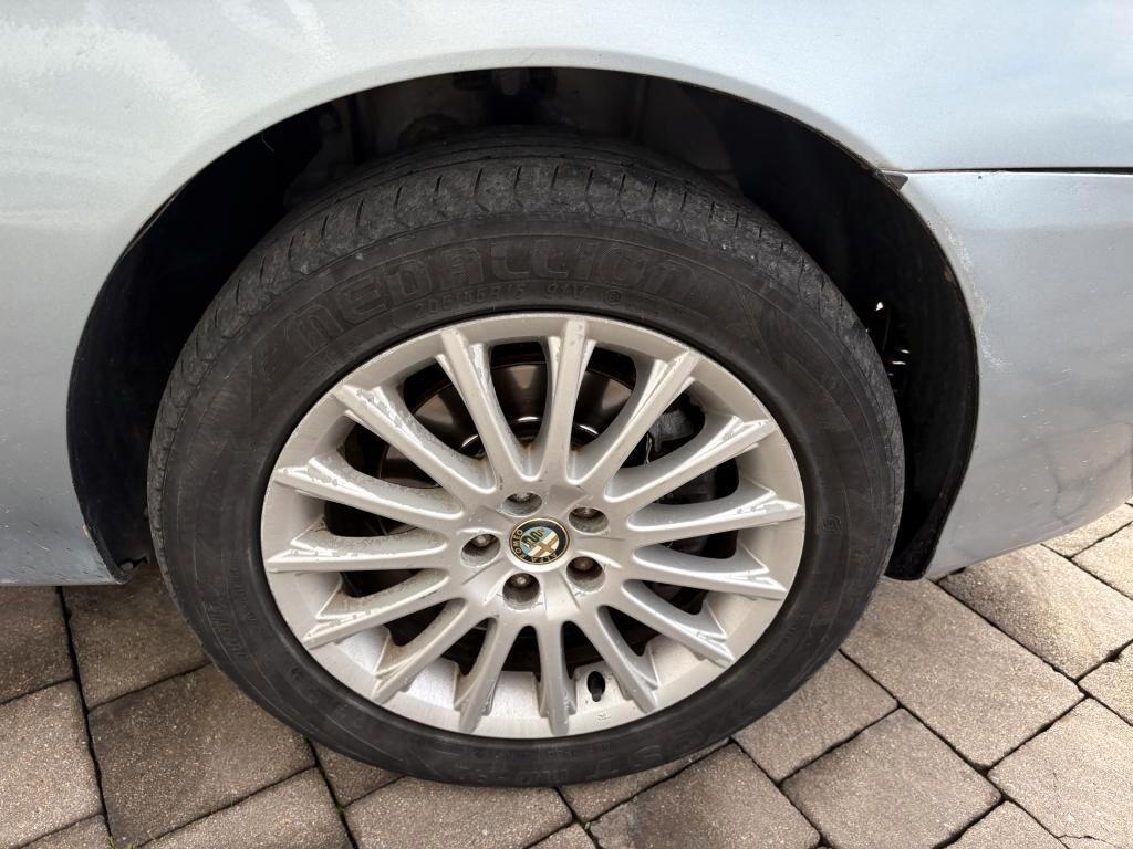 Alfa Romeo 147 1.9 JTD (115 CV) cat 5p. Distinctive