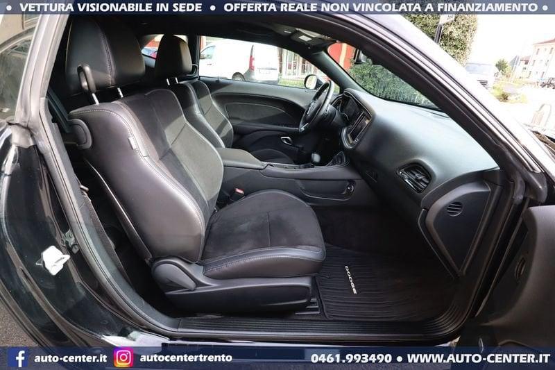 Dodge Challenger 3.6 V6 AT8 SXT *EUROPEA