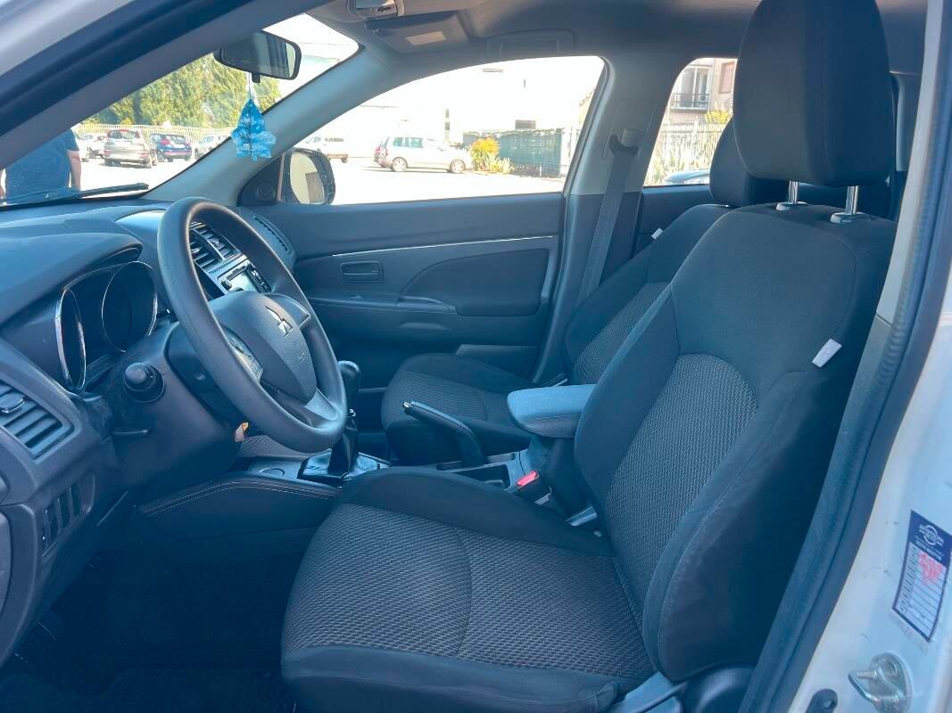 Mitsubishi ASX ASX 1.6 Invite navi 2wd GPL