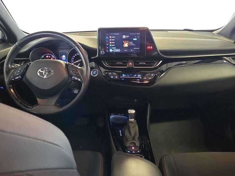 Toyota C-HR (2016-2023) 1.8 Hybrid E-CVT Trend