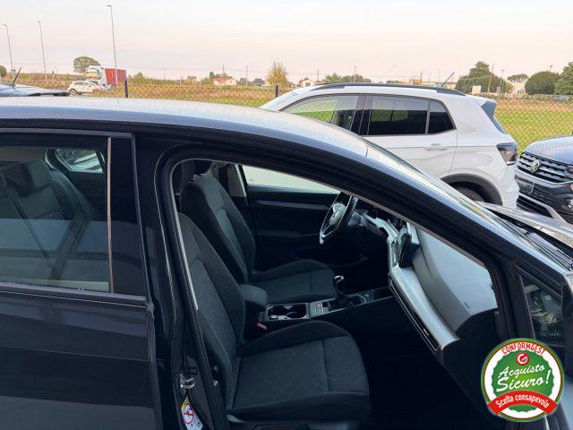 VOLKSWAGEN Golf 1.0 TSI EVO Life ANCHE NEOPATENTATI