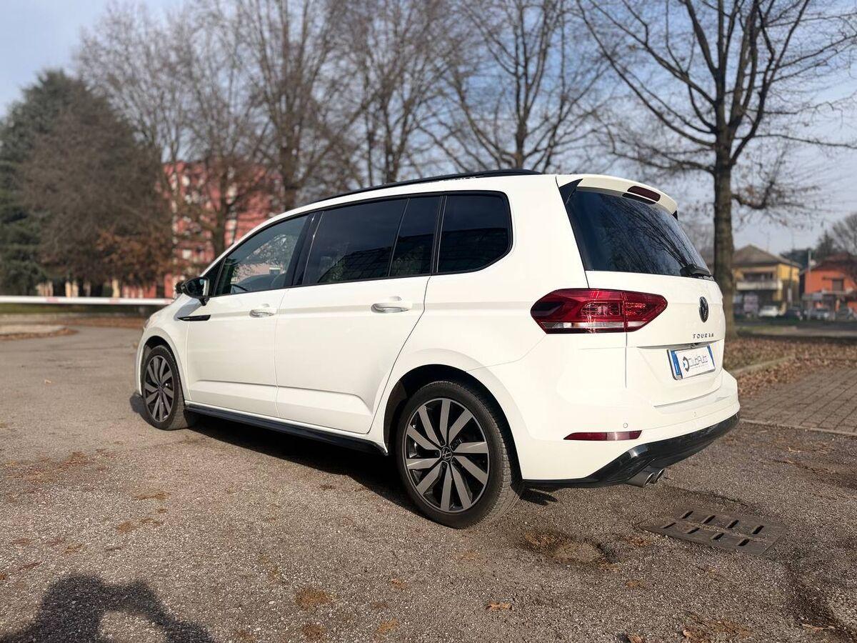 Volkswagen Touran 2.0 tdi Executive dsg R-LINE